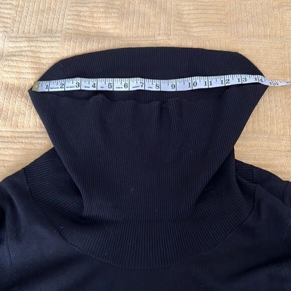 Chaus size large black short sleeve cowl neck tunic sweater EUC - Picture 6 of 10